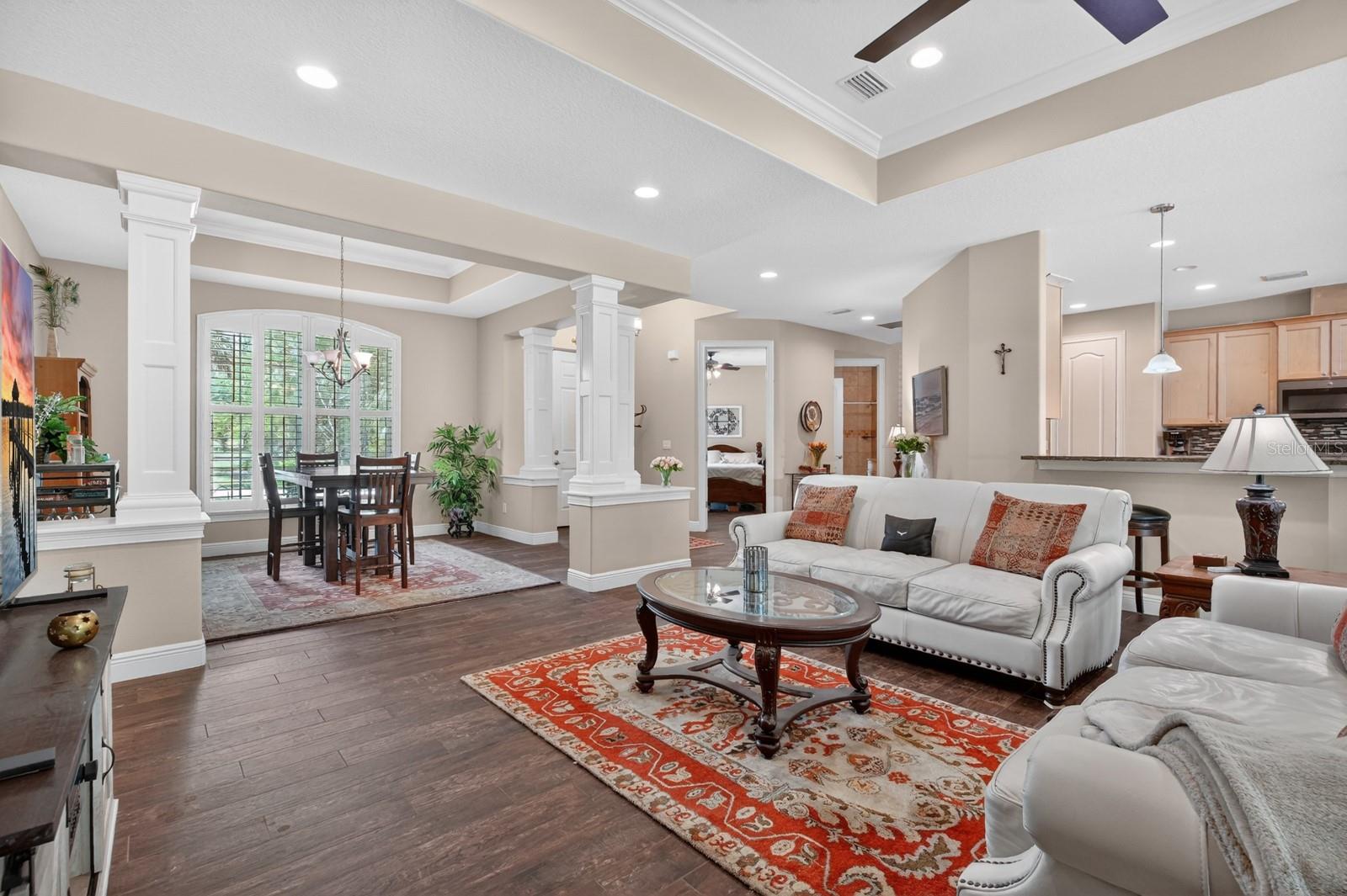 Image 11 of 76 For 1806 Glenwood Oaks Lane