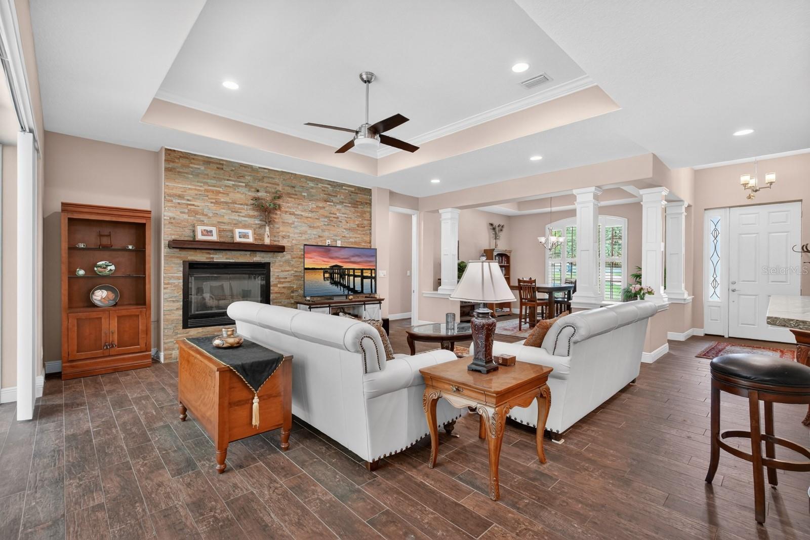 Image 13 of 76 For 1806 Glenwood Oaks Lane