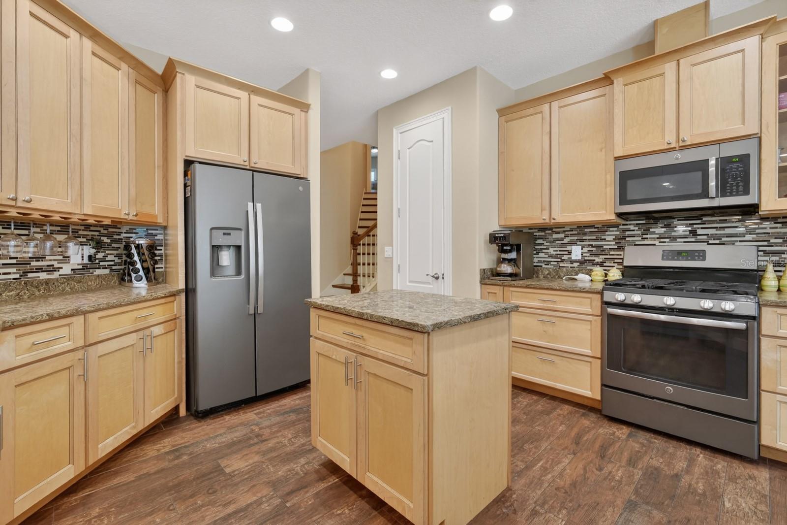 Image 19 of 76 For 1806 Glenwood Oaks Lane