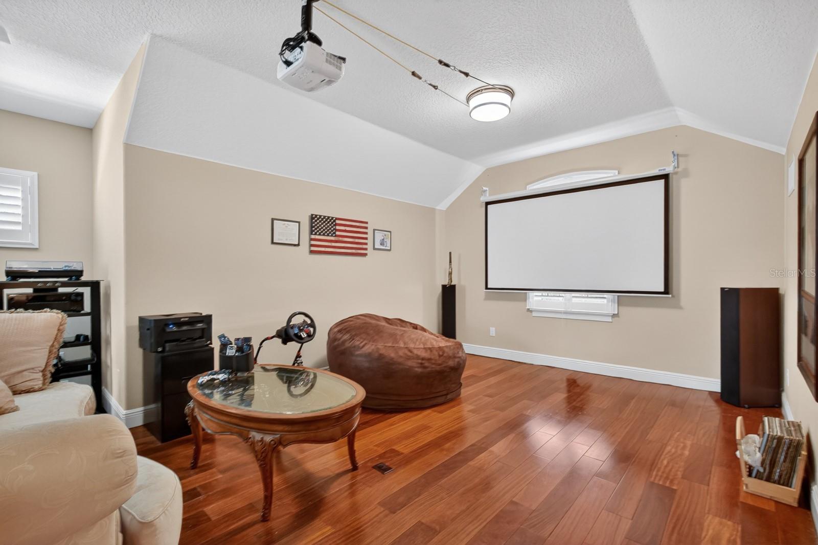 Image 43 of 76 For 1806 Glenwood Oaks Lane