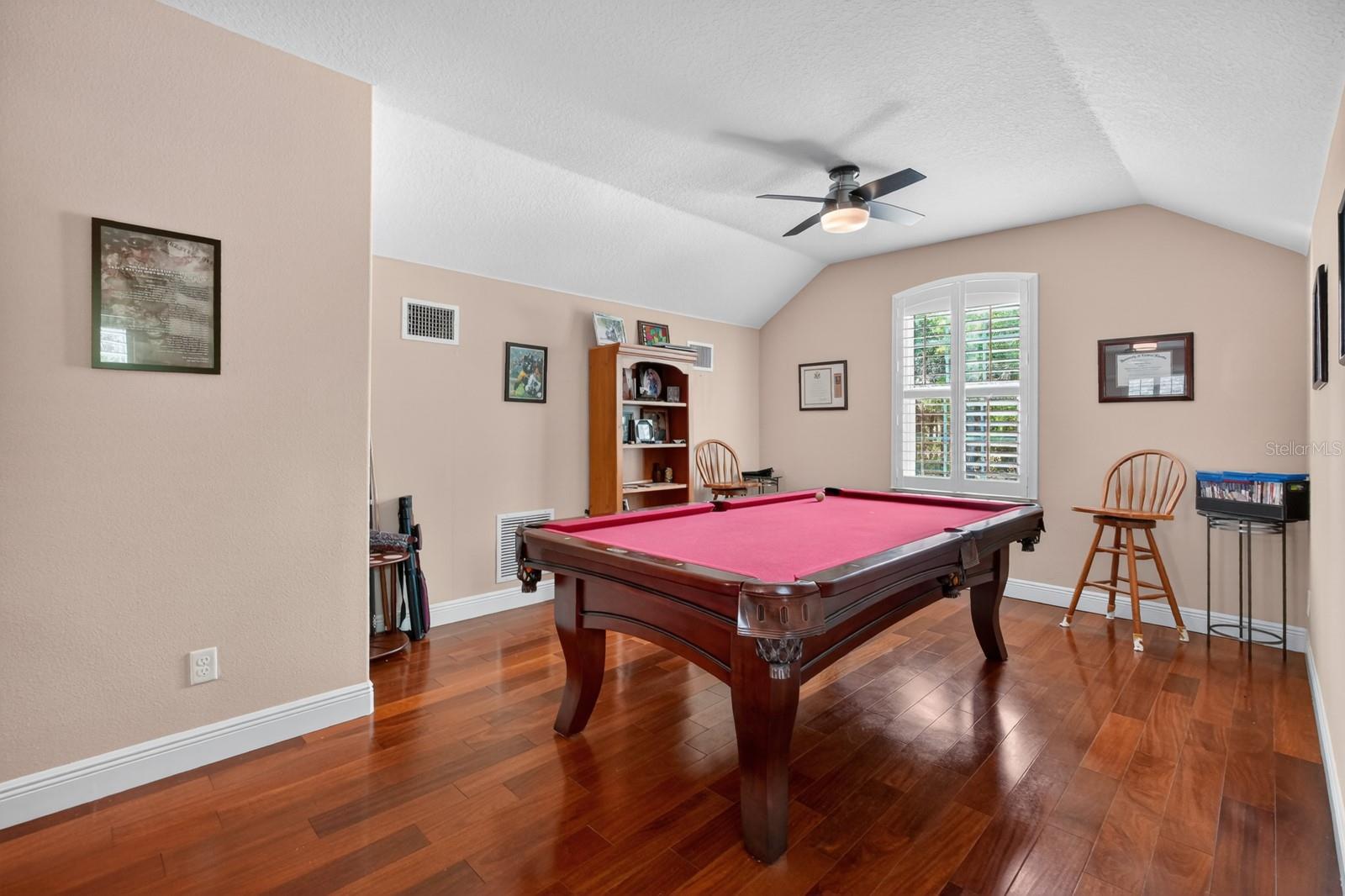 Image 47 of 76 For 1806 Glenwood Oaks Lane