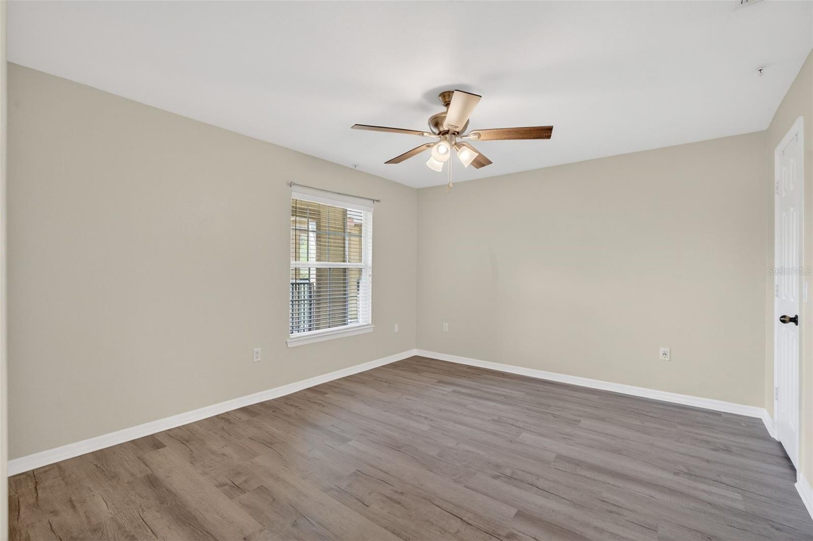 Image 29 of 78 For 7800 Point Meadows Drive 1338