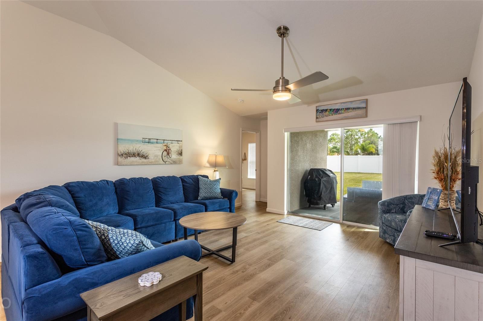 Image 15 of 31 For 43 Freeland Lane