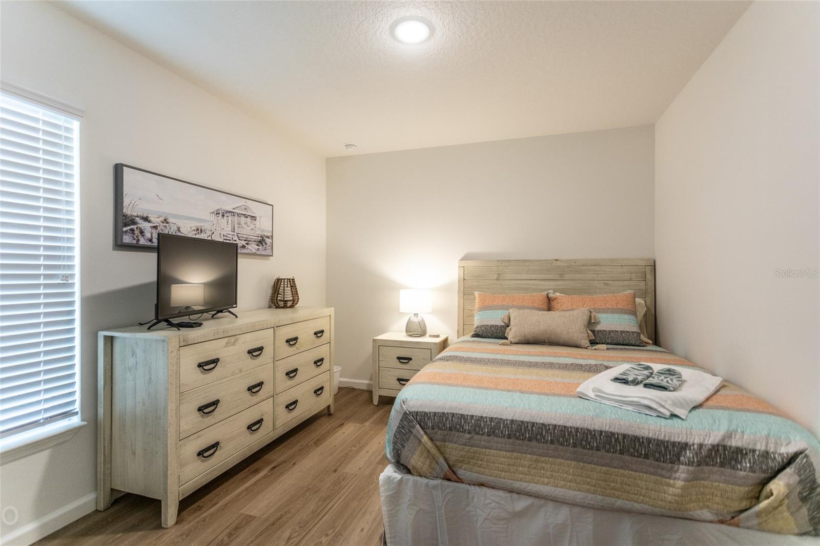 Image 28 of 31 For 43 Freeland Lane