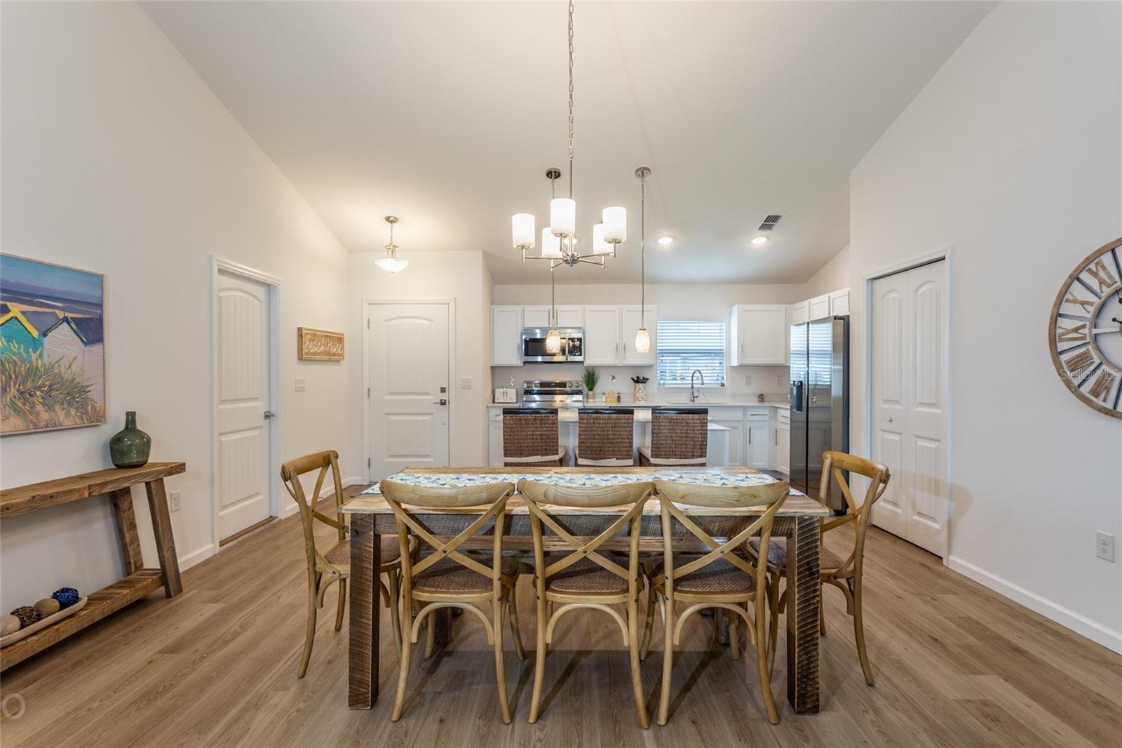 Image 6 of 31 For 43 Freeland Lane