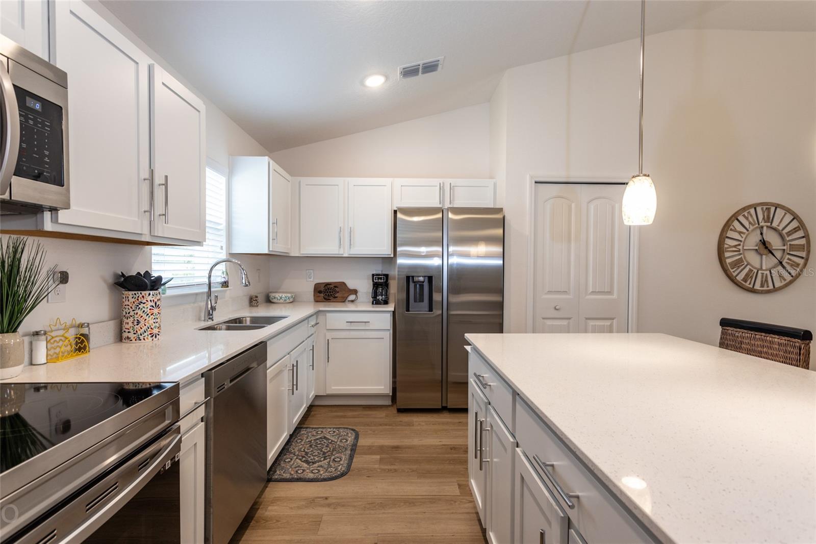 Image 8 of 31 For 43 Freeland Lane