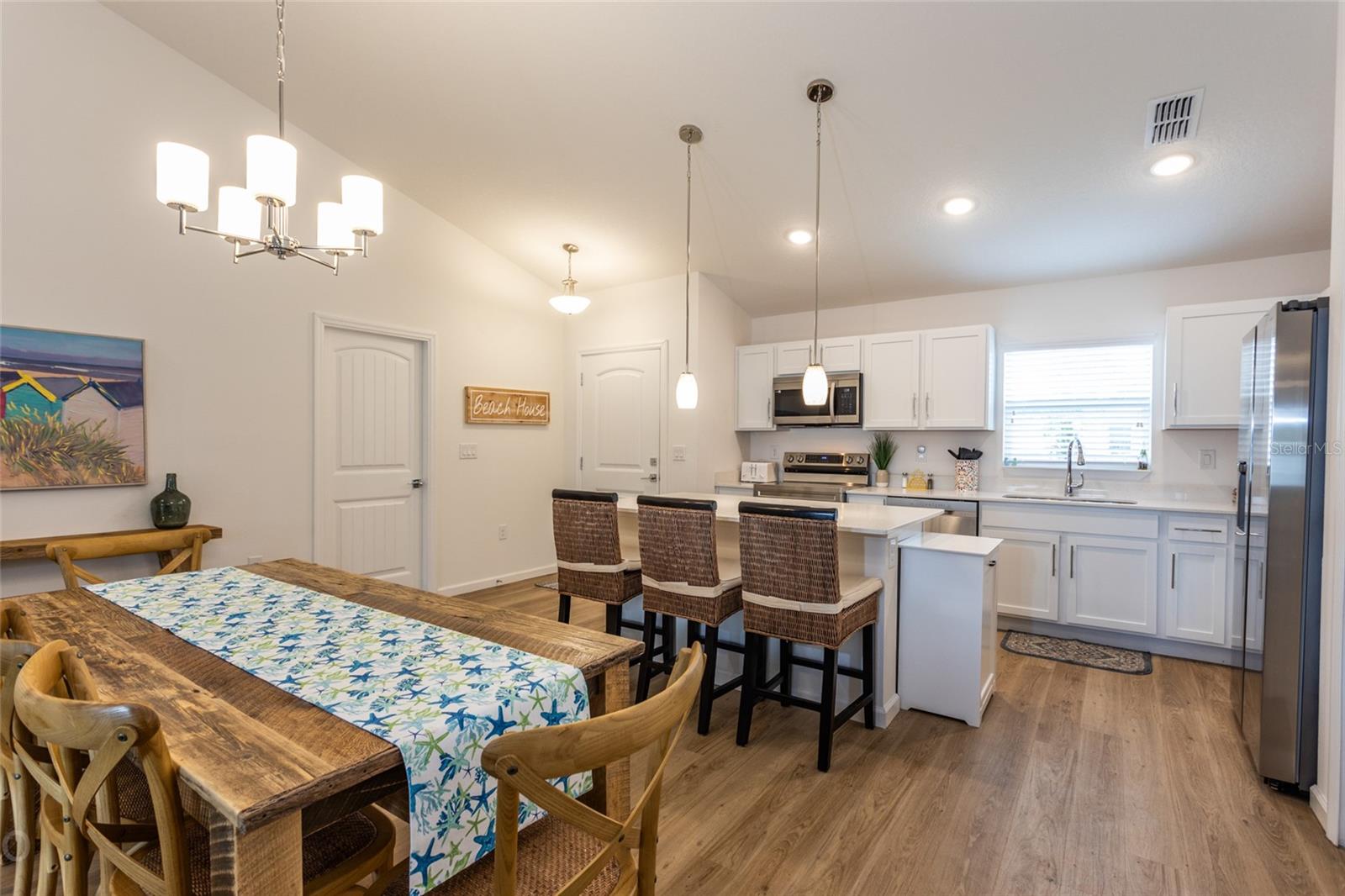 Image 9 of 31 For 43 Freeland Lane