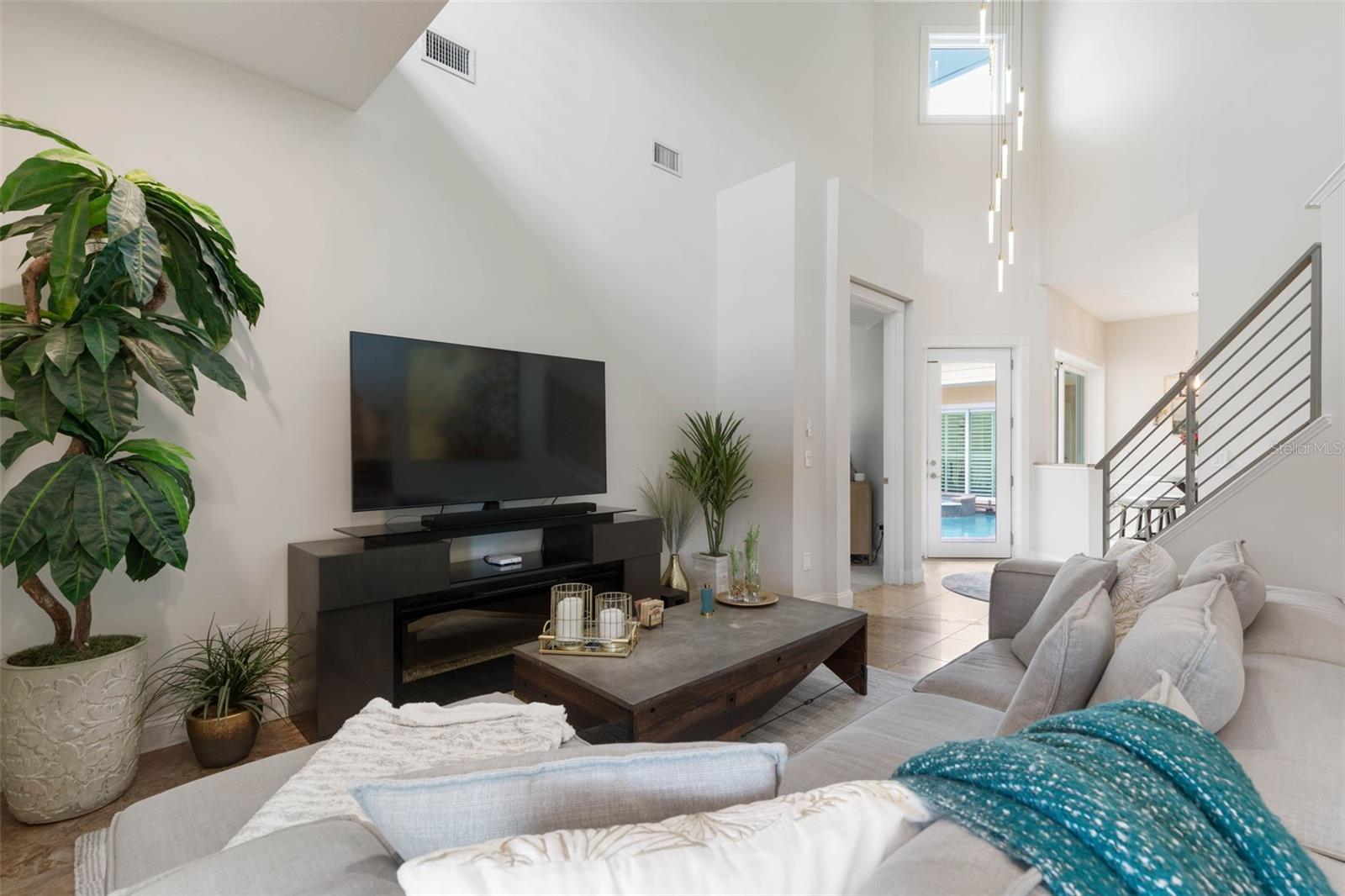 Image 13 of 98 For 4642 Riverwalk Village Court