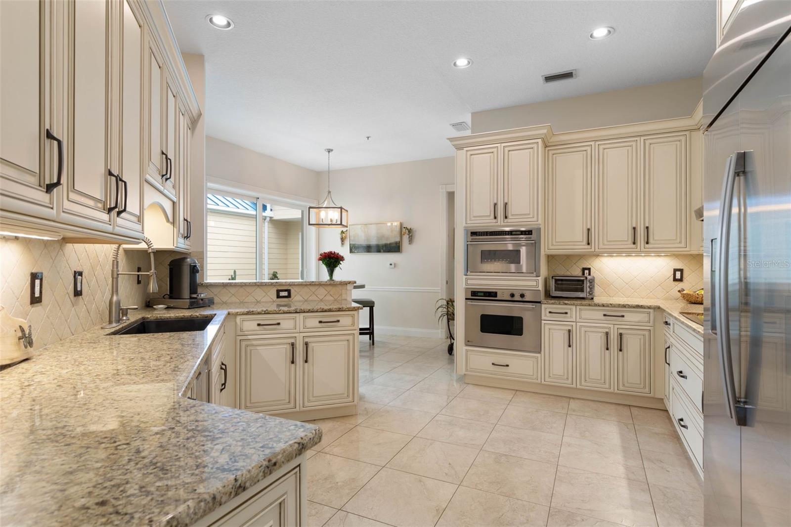 Image 18 of 98 For 4642 Riverwalk Village Court