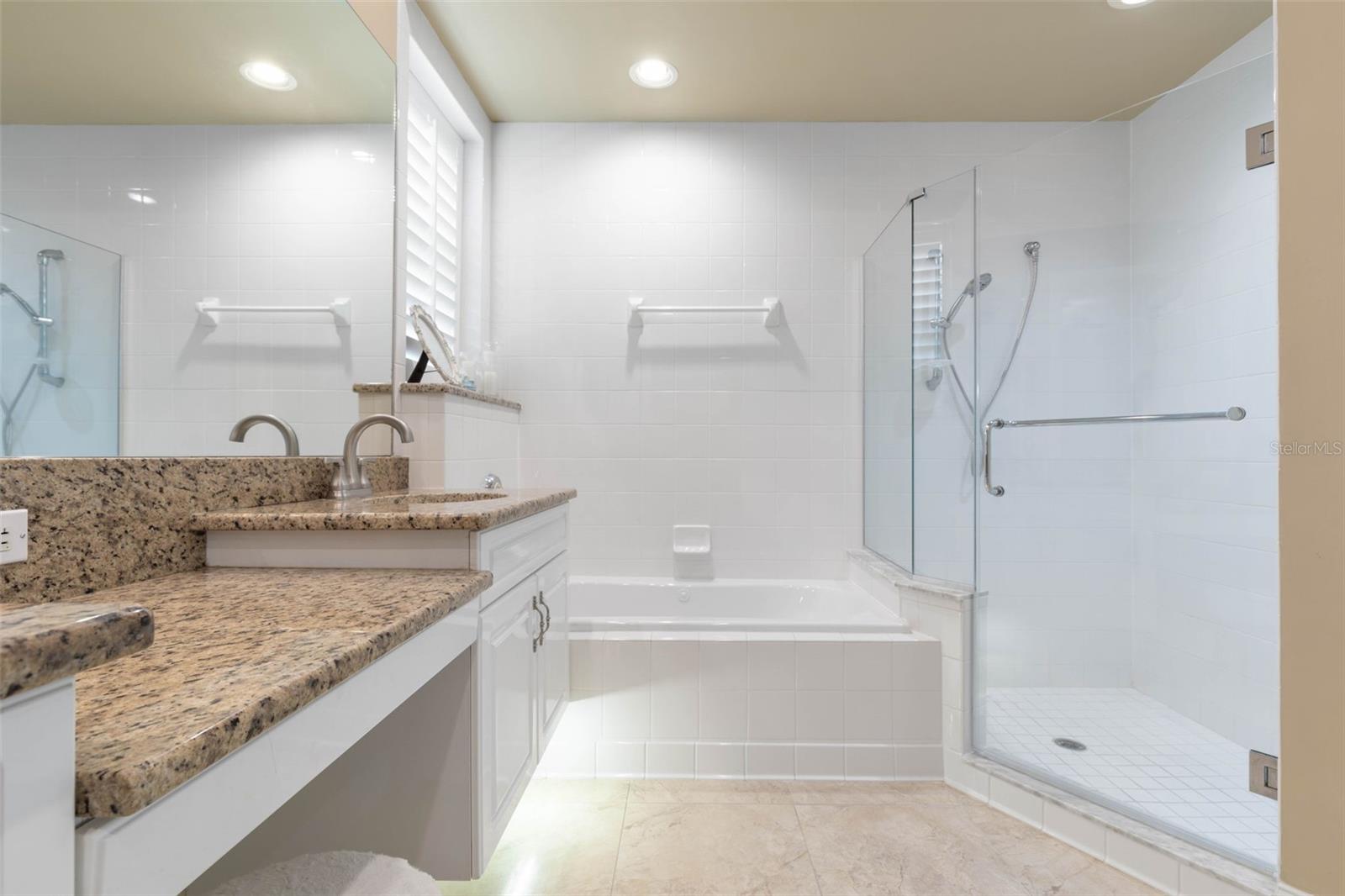 Image 32 of 98 For 4642 Riverwalk Village Court