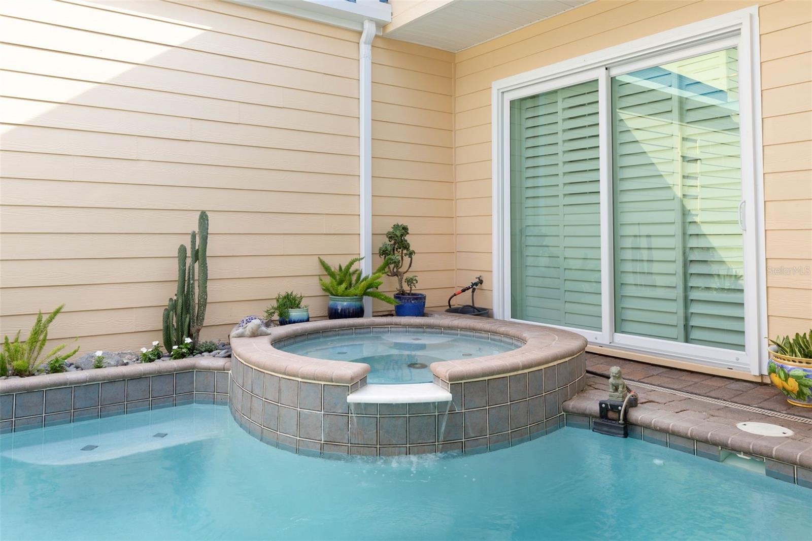 Image 6 of 98 For 4642 Riverwalk Village Court