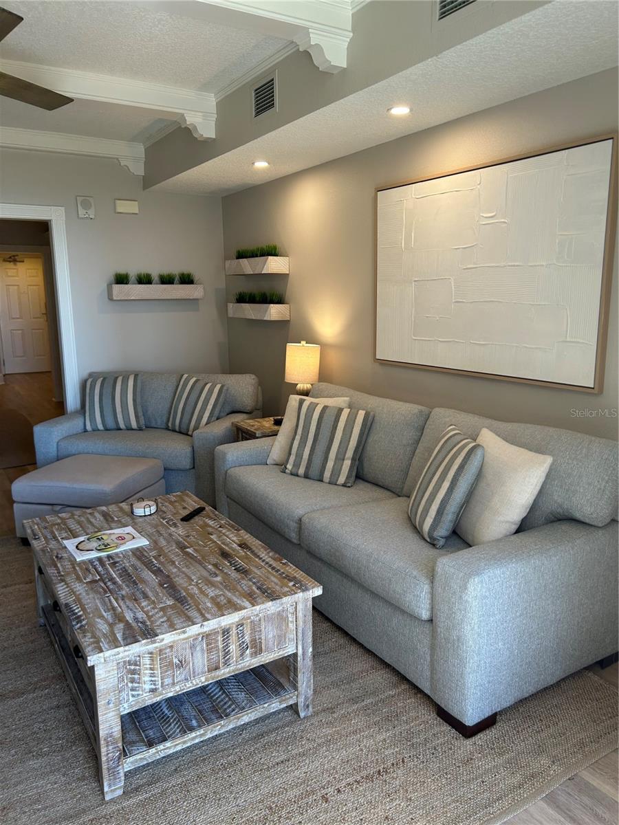 Image 10 of 35 For 200 Ocean Crest Dr  233