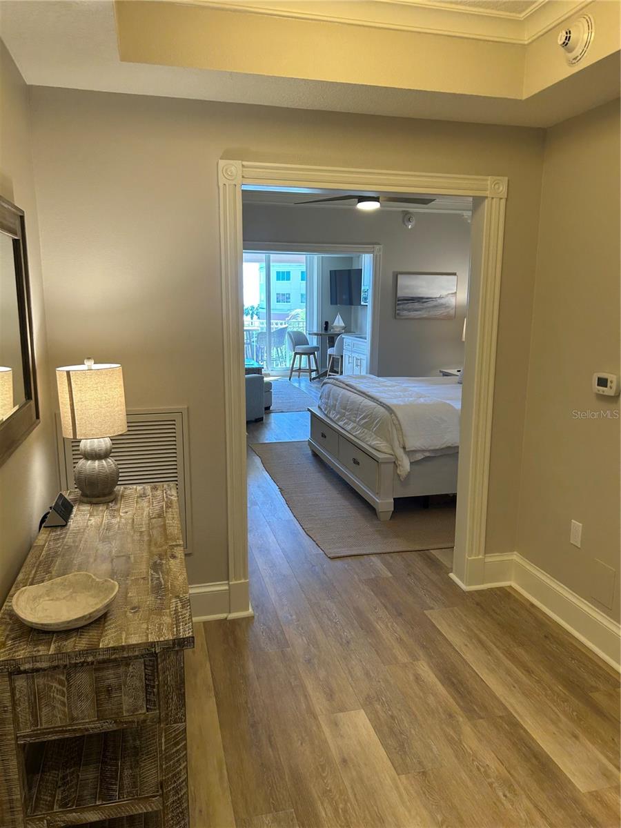 Image 4 of 35 For 200 Ocean Crest Dr  233