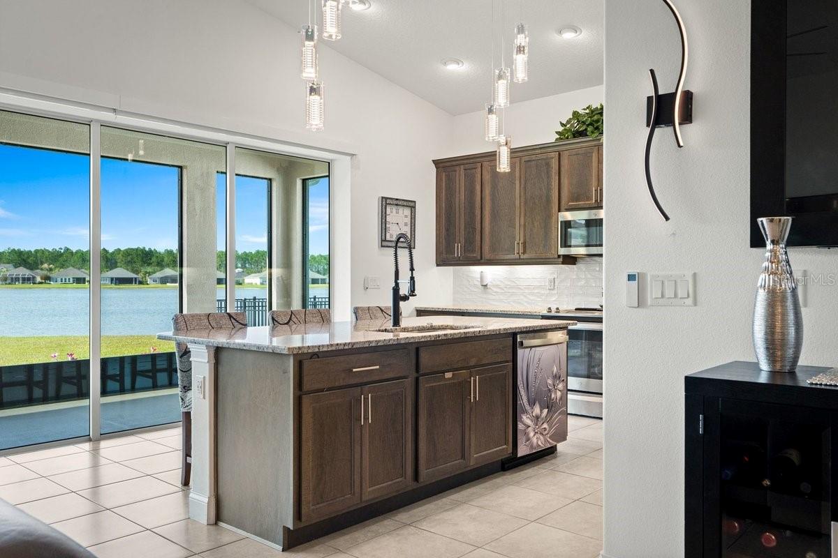 Image 19 of 84 For 260 Fuchsia Street