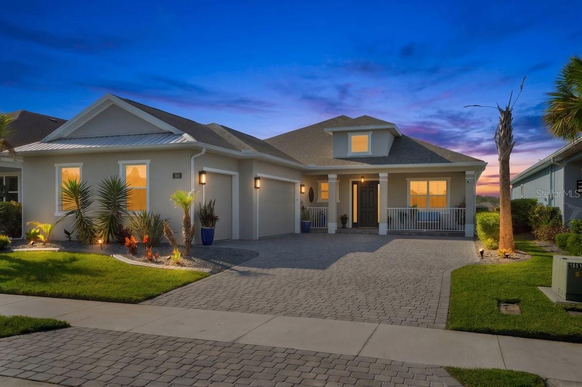 Image 2 of 84 For 260 Fuchsia Street