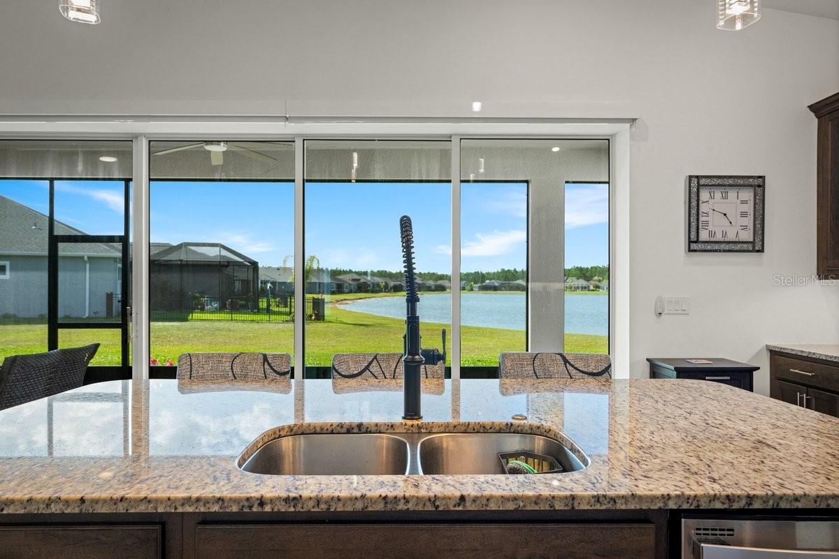 Image 23 of 84 For 260 Fuchsia Street