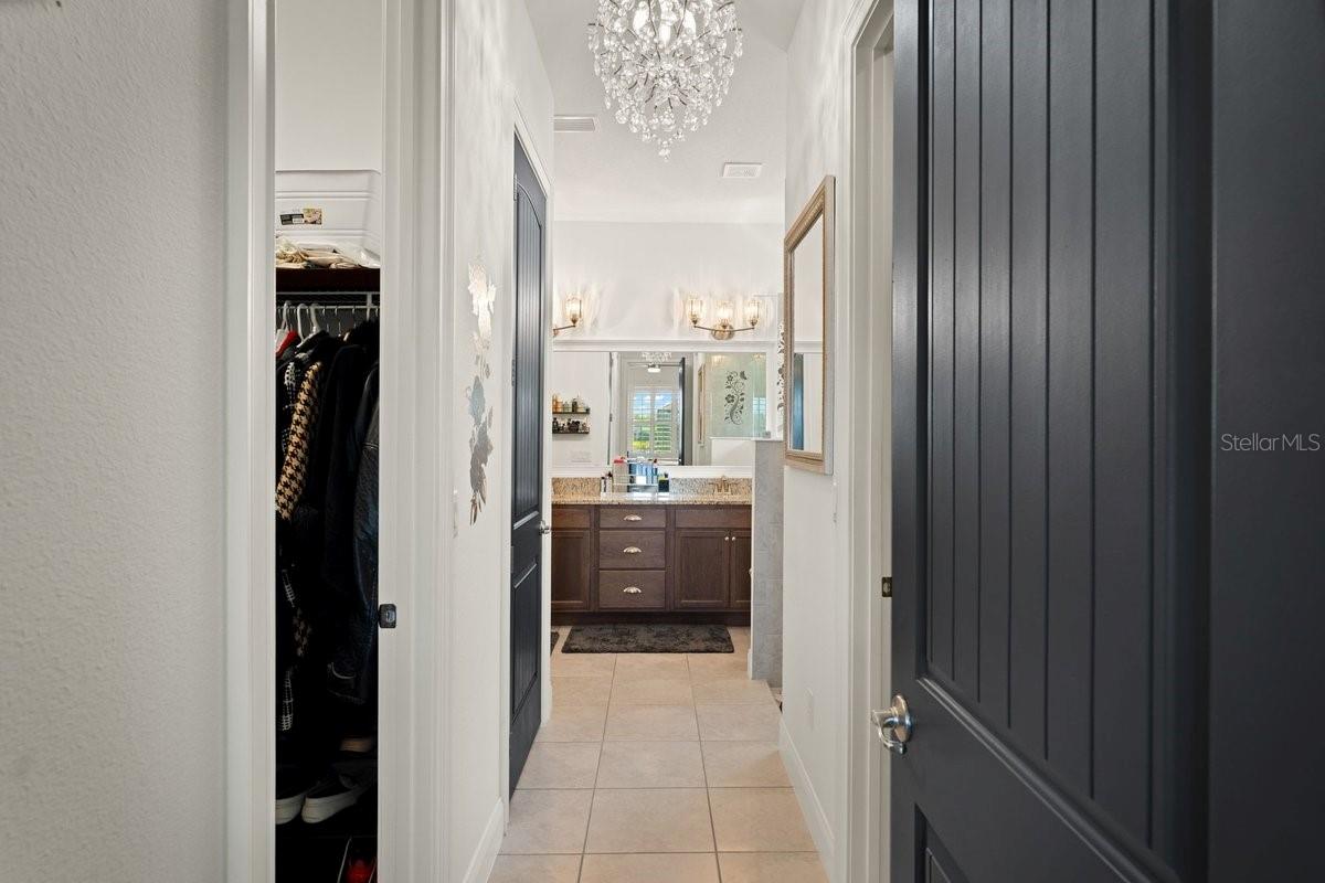 Image 35 of 84 For 260 Fuchsia Street