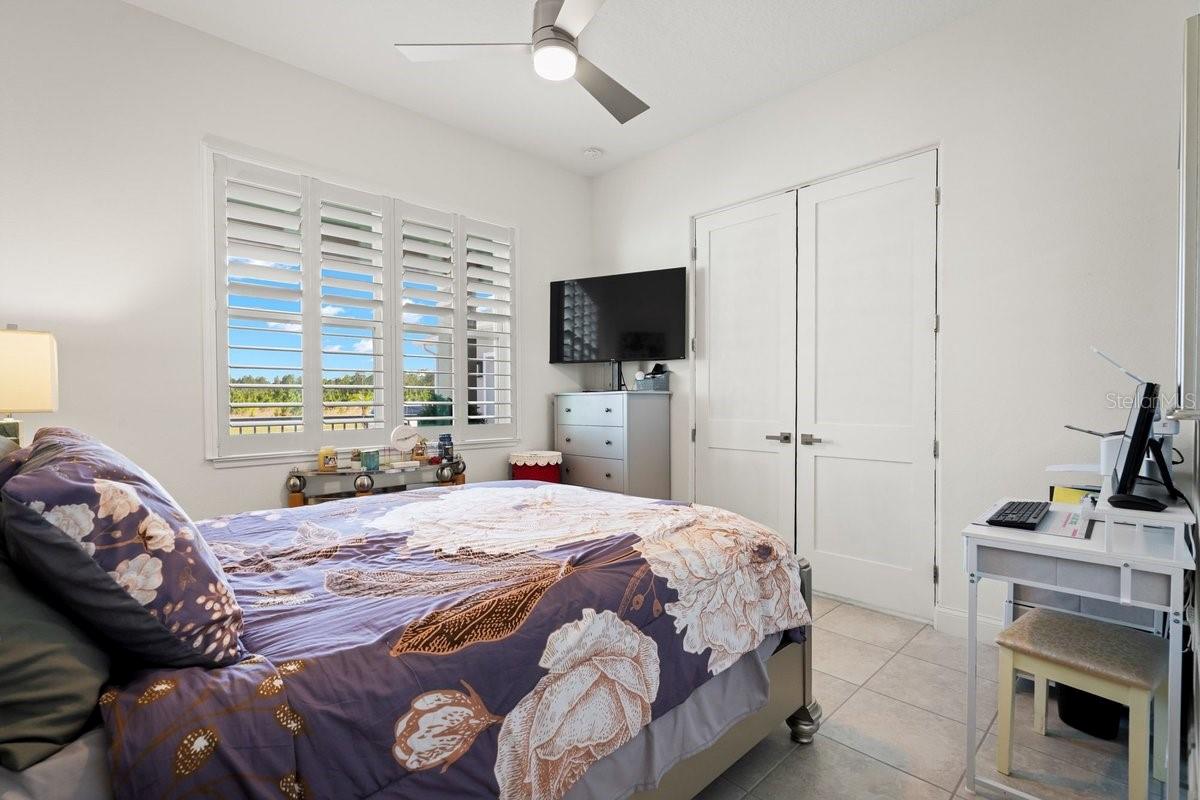 Image 42 of 84 For 260 Fuchsia Street