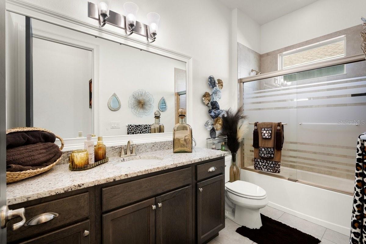 Image 44 of 84 For 260 Fuchsia Street