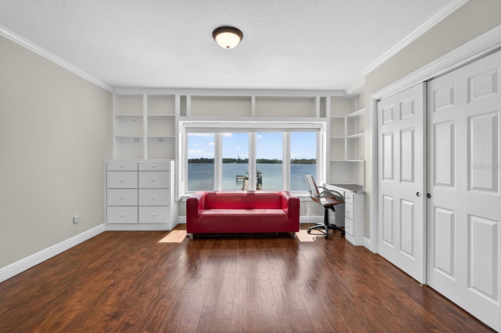 Image 38 of 68 For 70 Riverside Drive