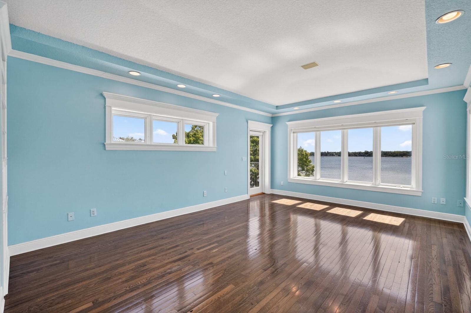 Image 39 of 68 For 70 Riverside Drive