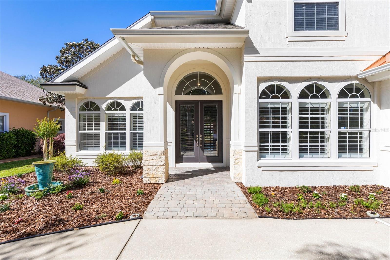 Image 3 of 100 For 37 Waterview Drive