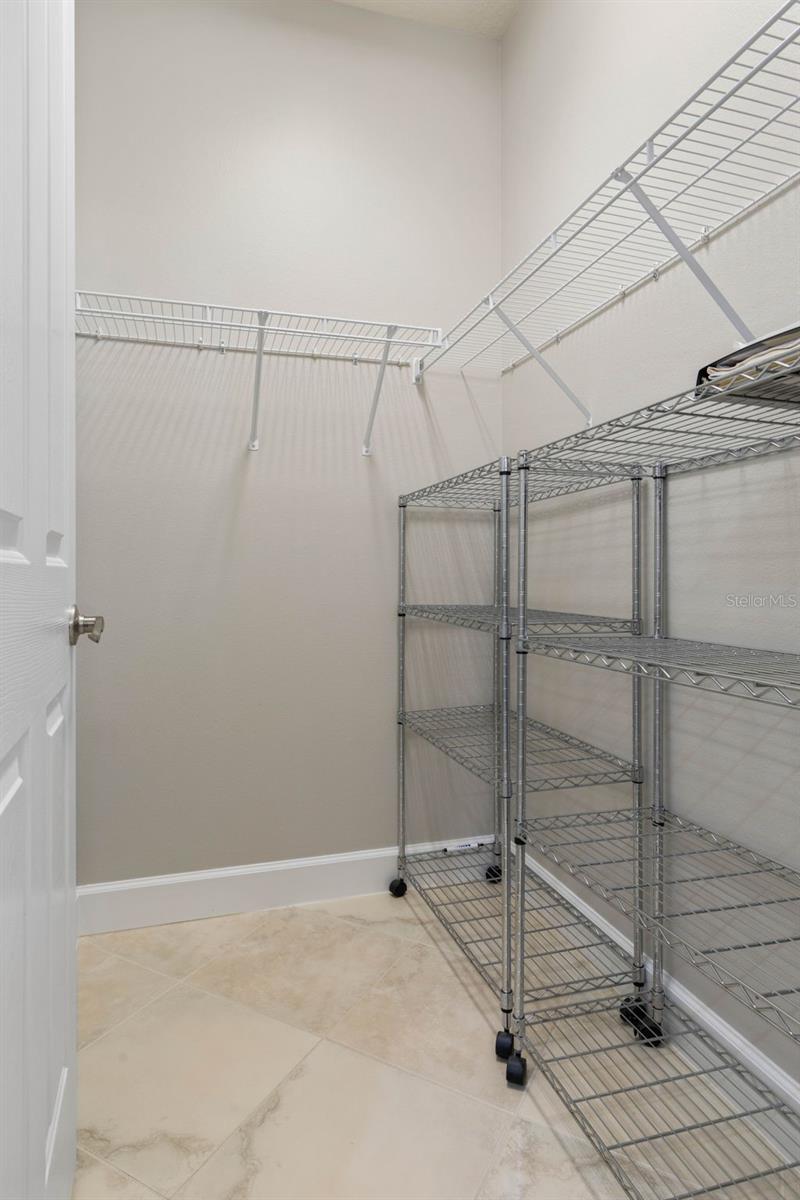 Image 35 of 100 For 37 Waterview Drive