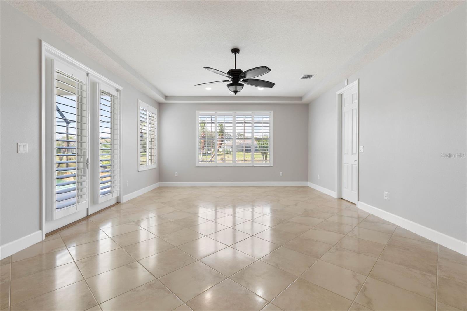 Image 38 of 100 For 37 Waterview Drive