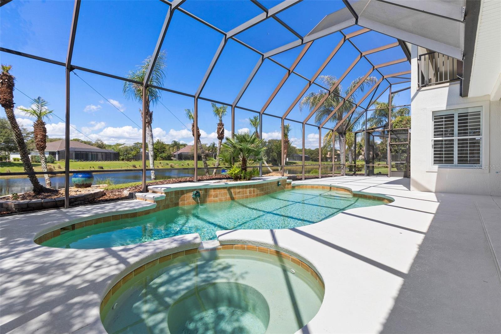 Image 4 of 100 For 37 Waterview Drive