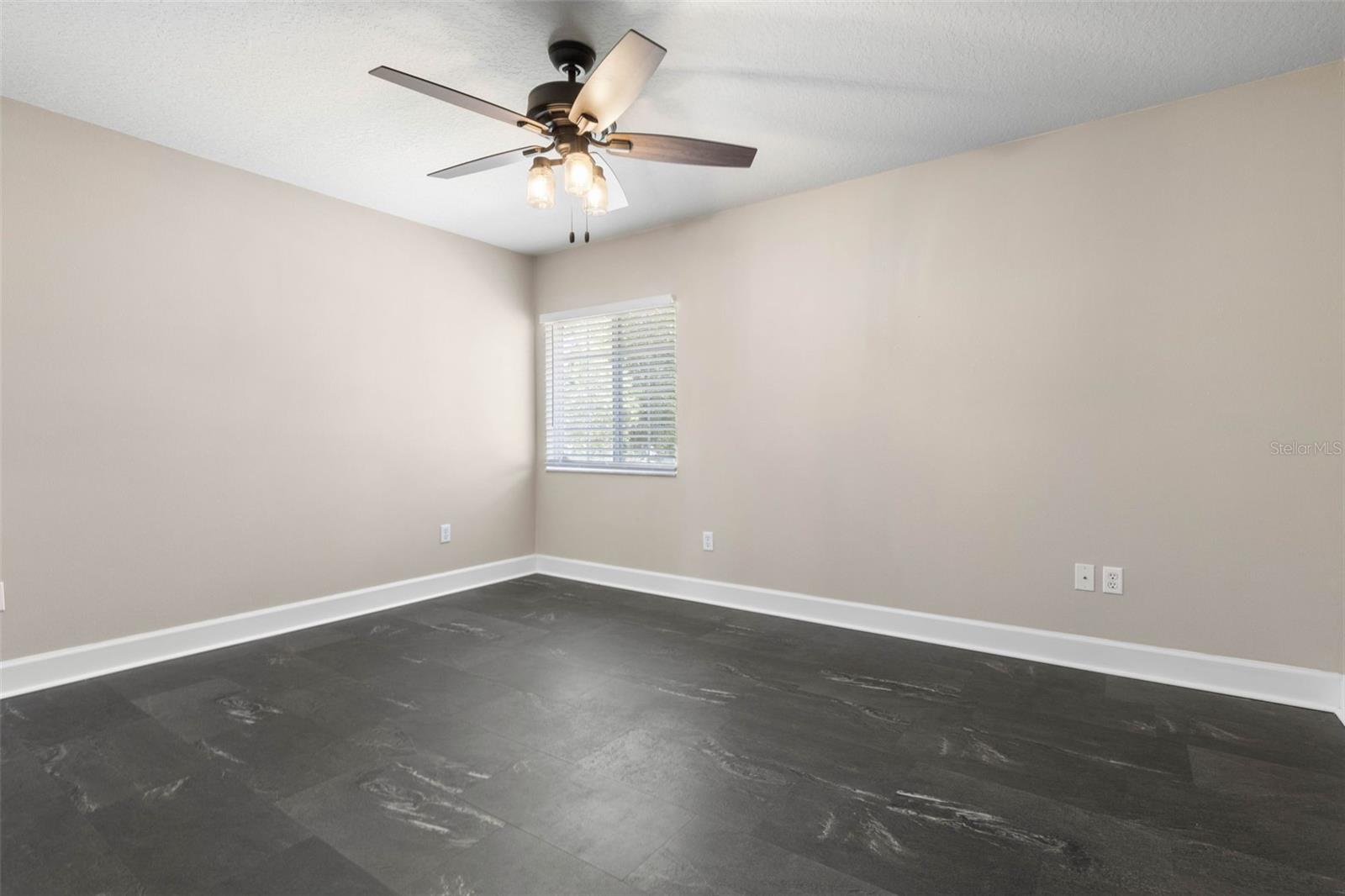 Image 68 of 100 For 37 Waterview Drive