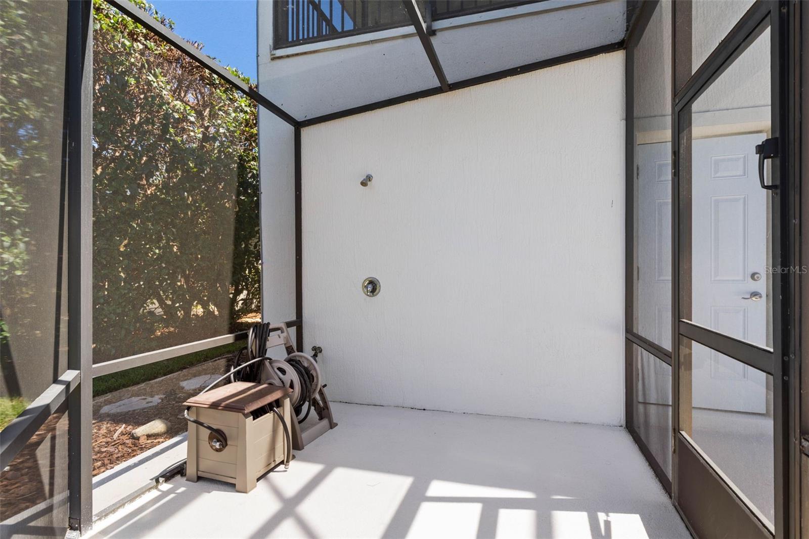 Image 69 of 100 For 37 Waterview Drive