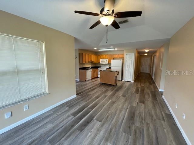 Image 2 of 15 For 116 Wellwood Lane B