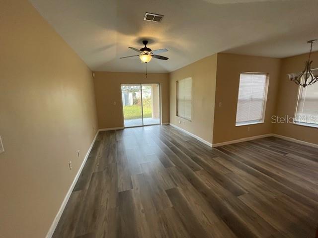 Image 5 of 15 For 116 Wellwood Lane B