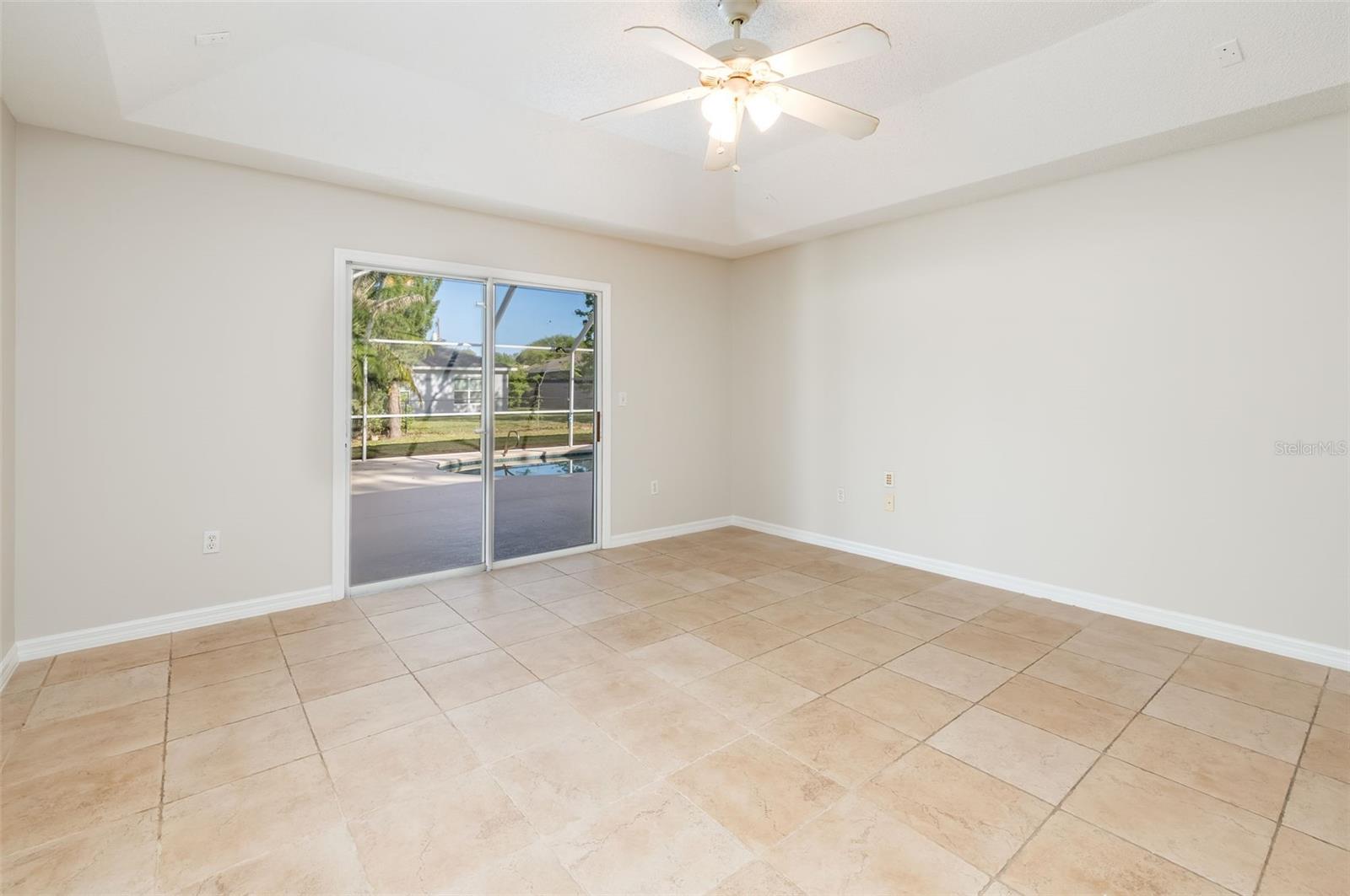 Image 36 of 66 For 19 Prestwick Lane