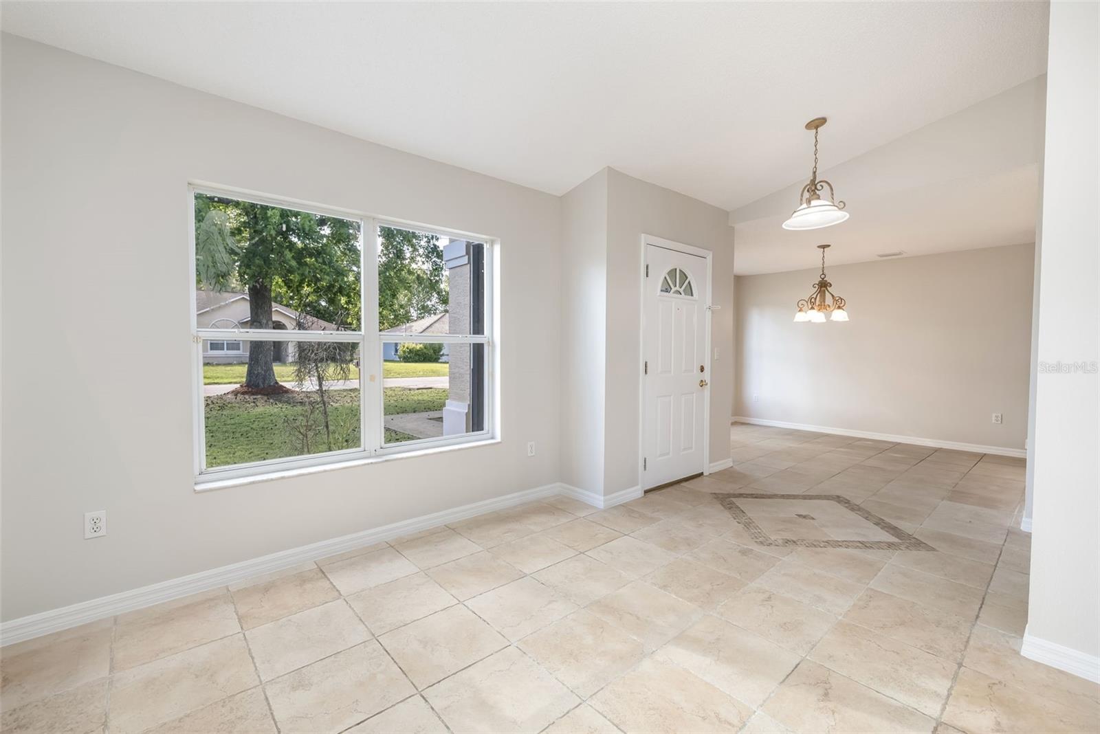 Image 38 of 66 For 19 Prestwick Lane