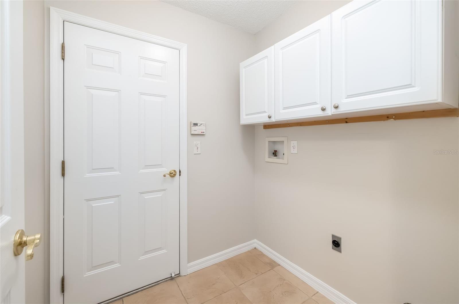 Image 41 of 66 For 19 Prestwick Lane