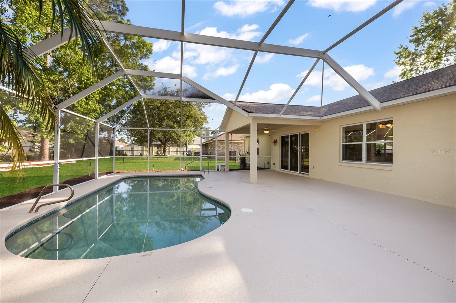 Image 43 of 66 For 19 Prestwick Lane