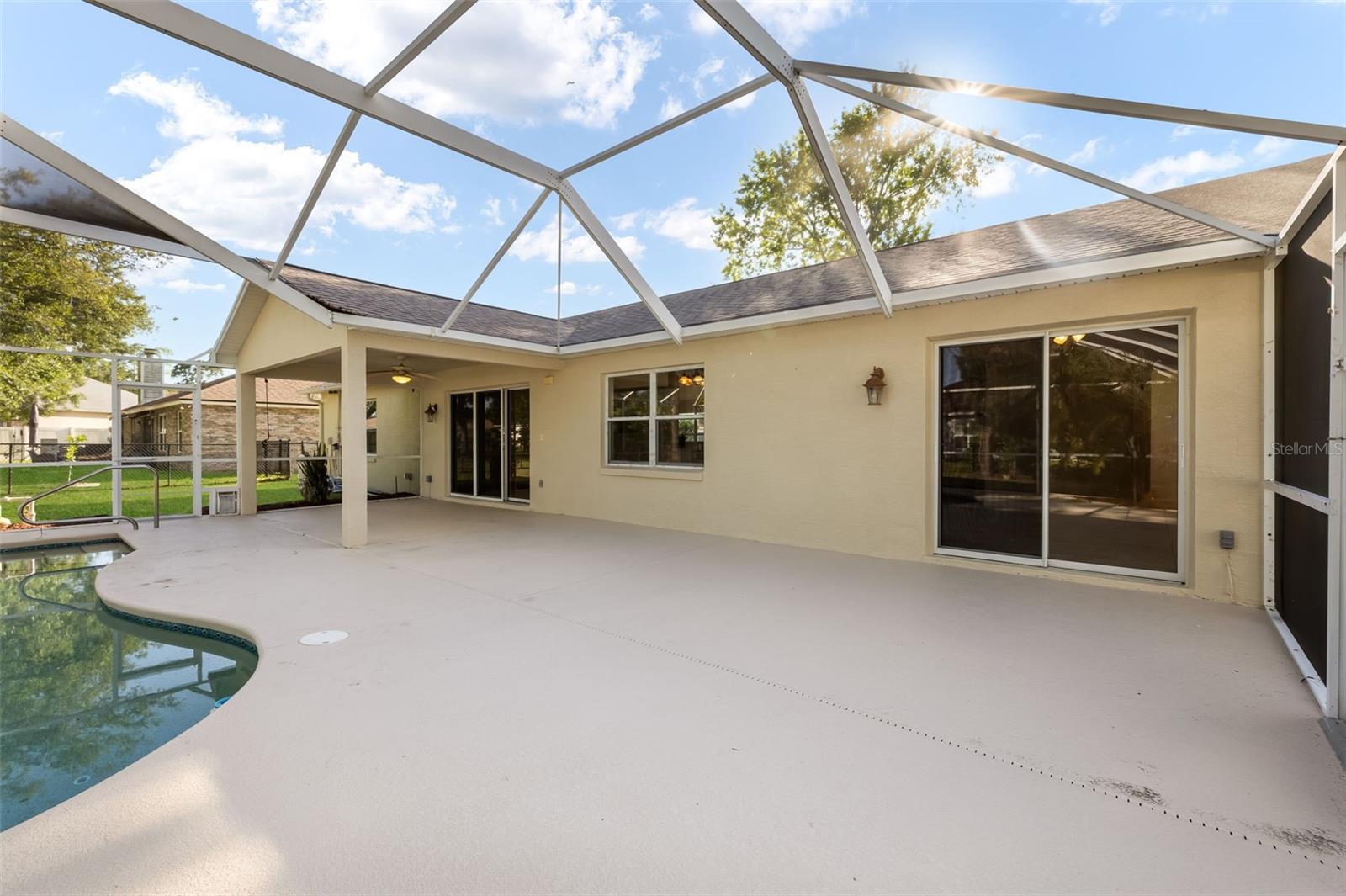 Image 44 of 66 For 19 Prestwick Lane