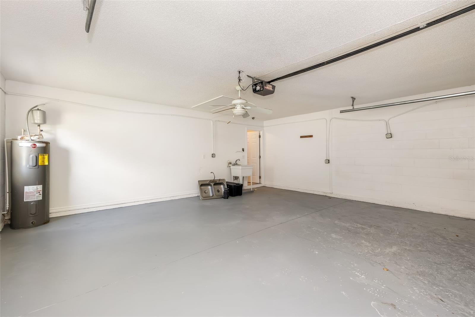 Image 47 of 66 For 19 Prestwick Lane