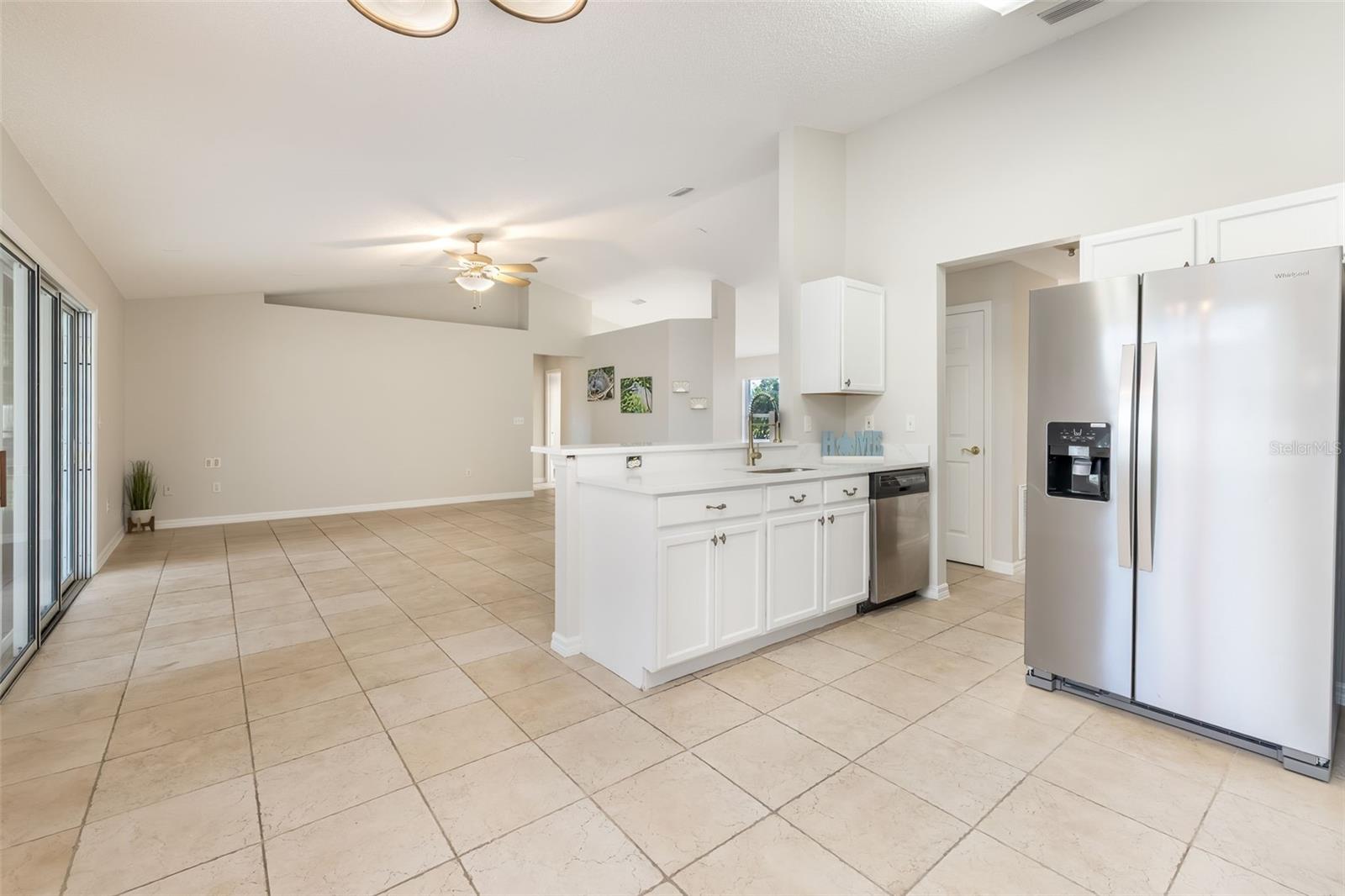 Image 8 of 66 For 19 Prestwick Lane