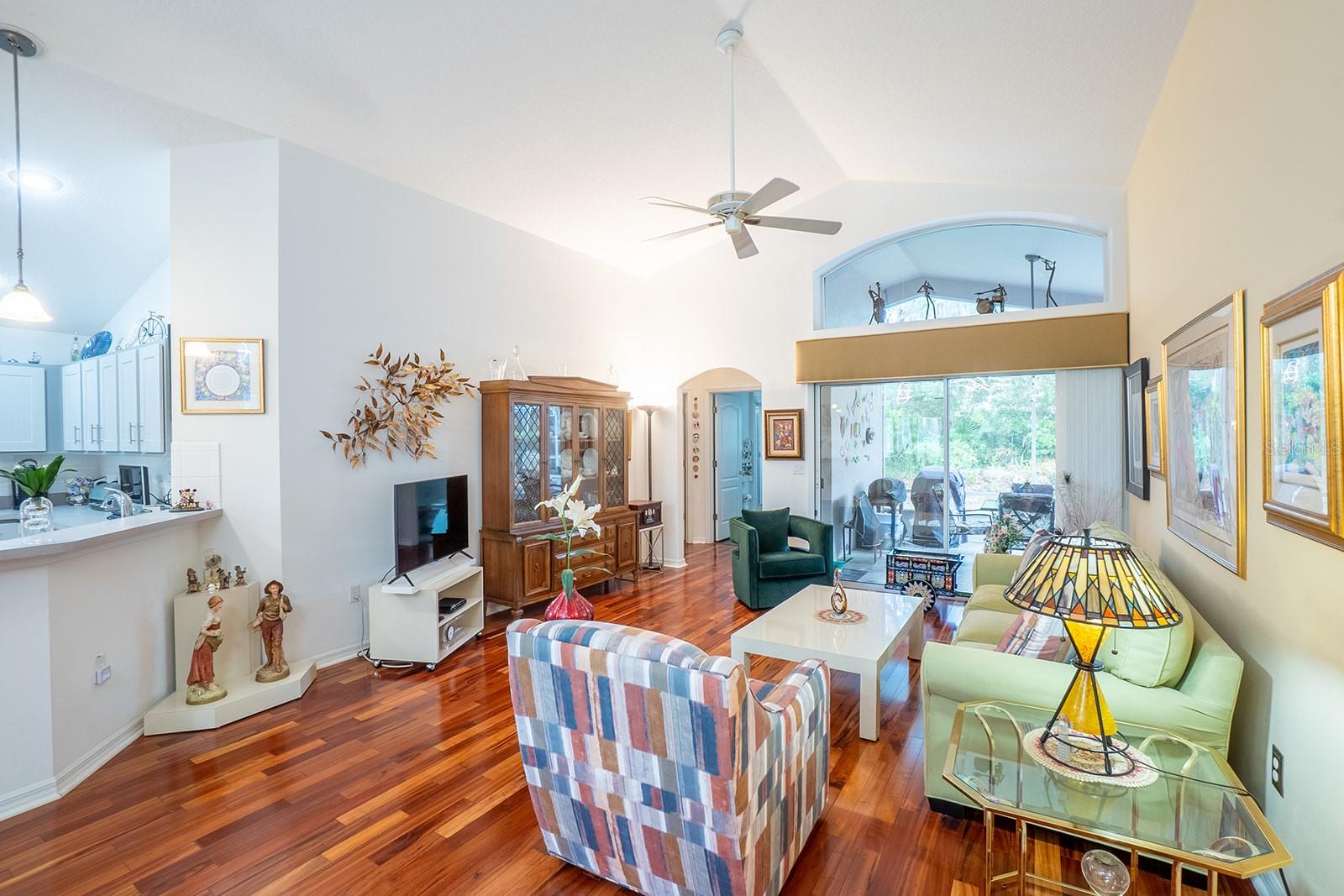 Image 5 of 38 For 1 Gleneagles Place