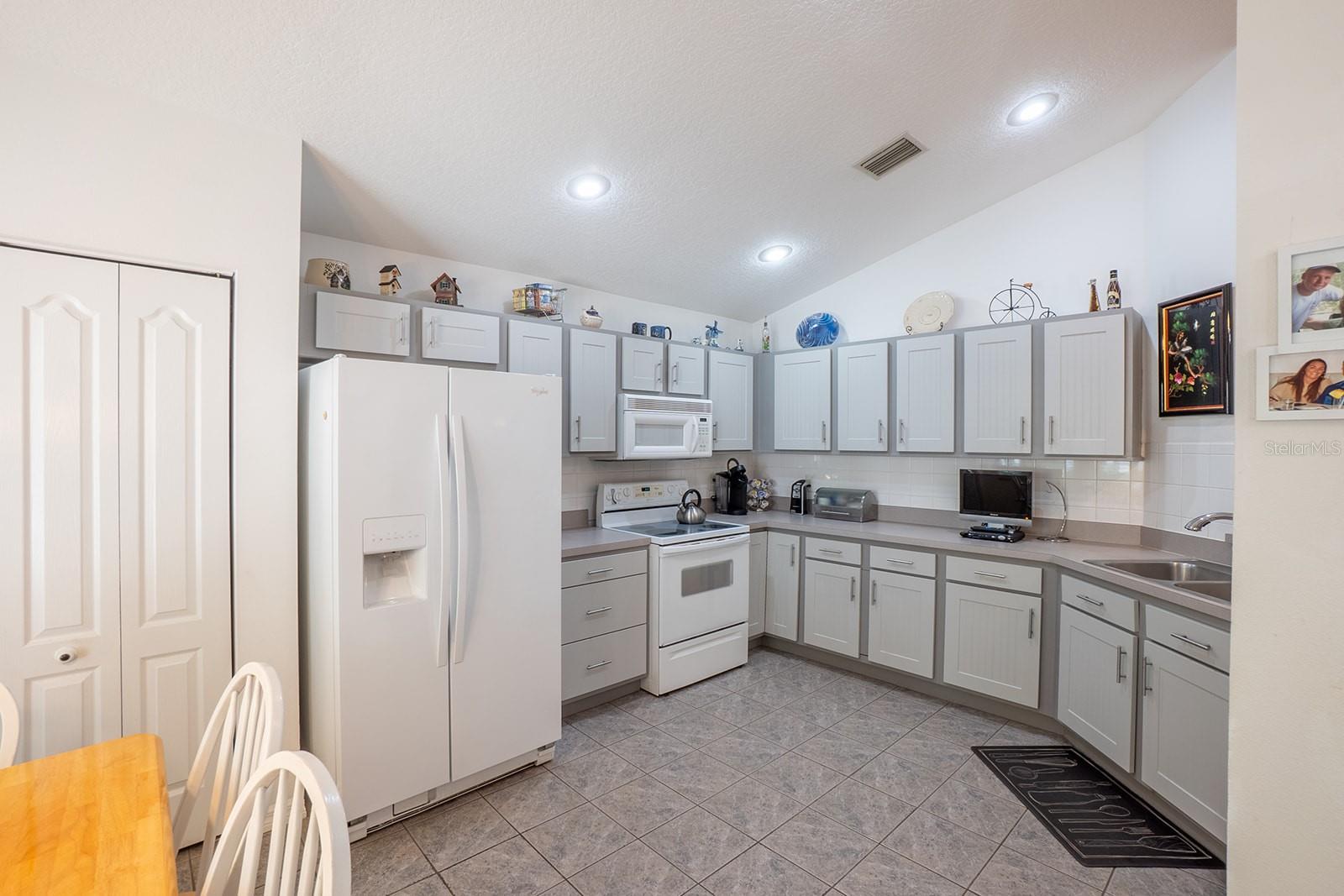 Image 9 of 38 For 1 Gleneagles Place