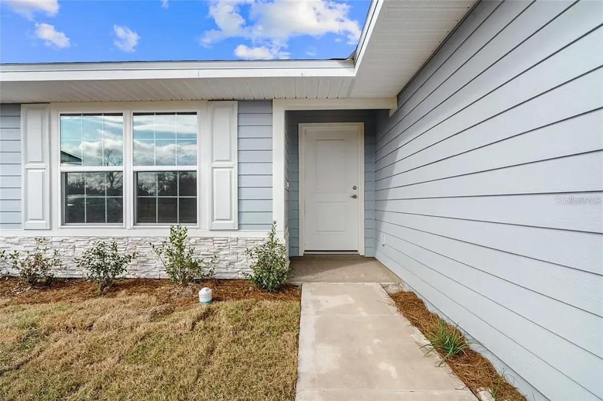 Image 3 of 17 For 87 Ramblewood Drive