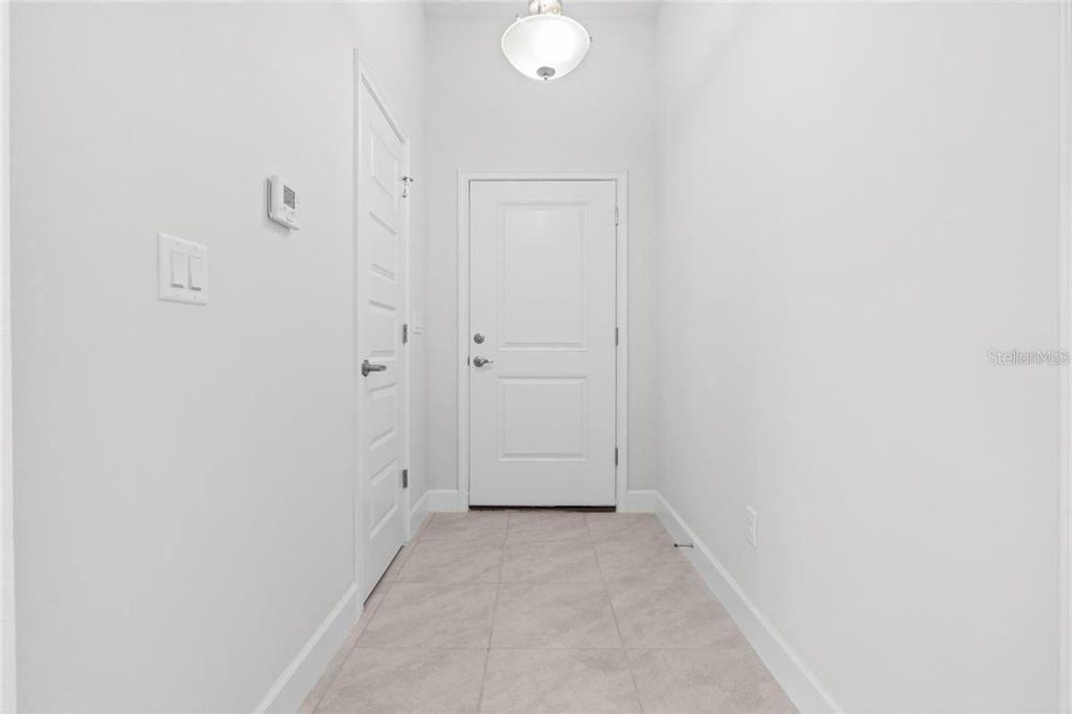 Image 4 of 17 For 87 Ramblewood Drive