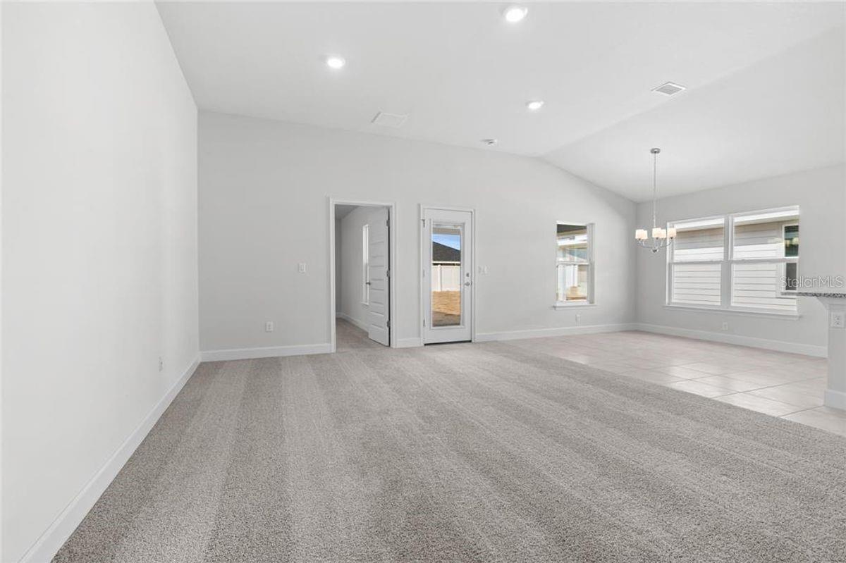 Image 8 of 17 For 87 Ramblewood Drive