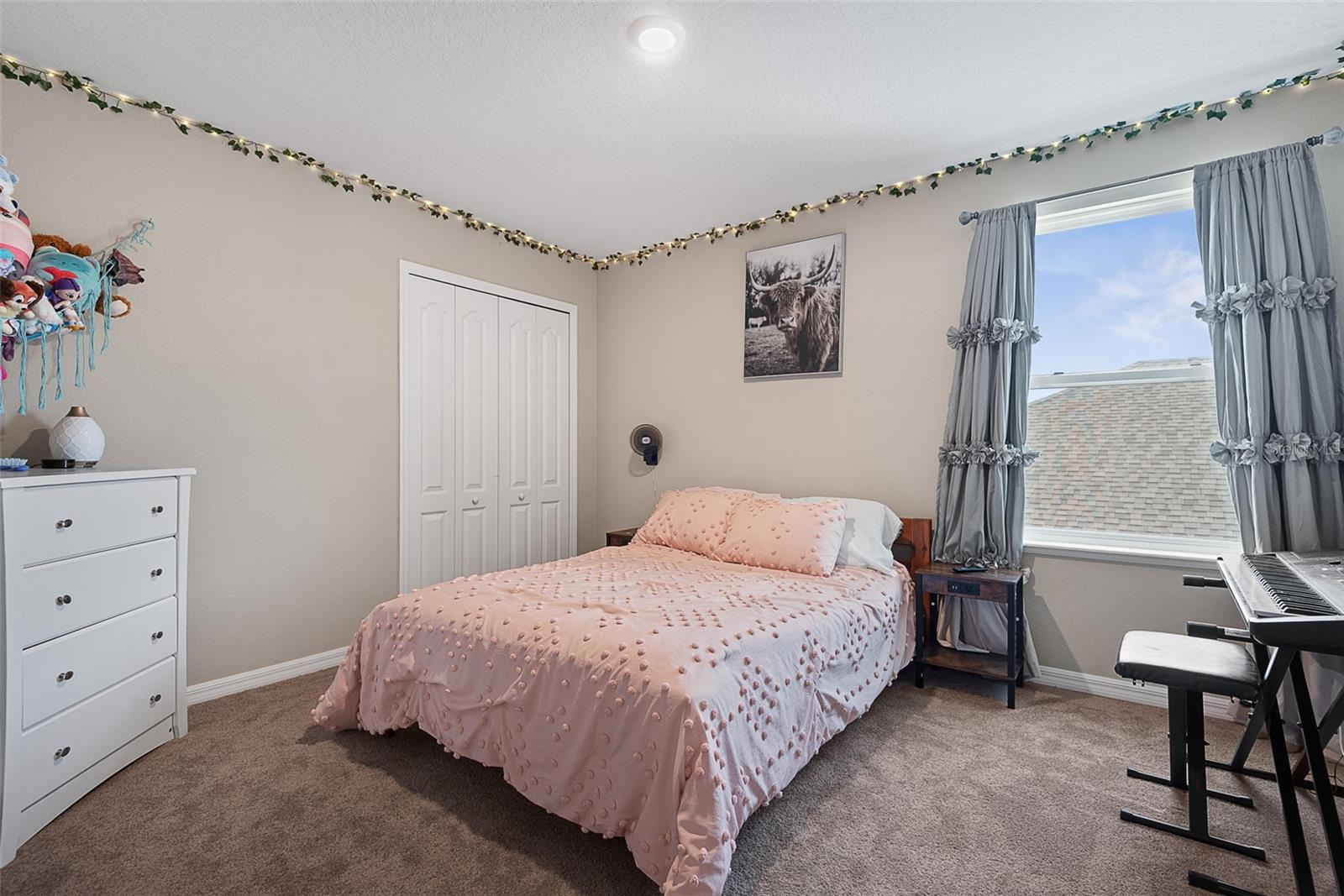 Image 42 of 84 For 123 Oakleaf Way