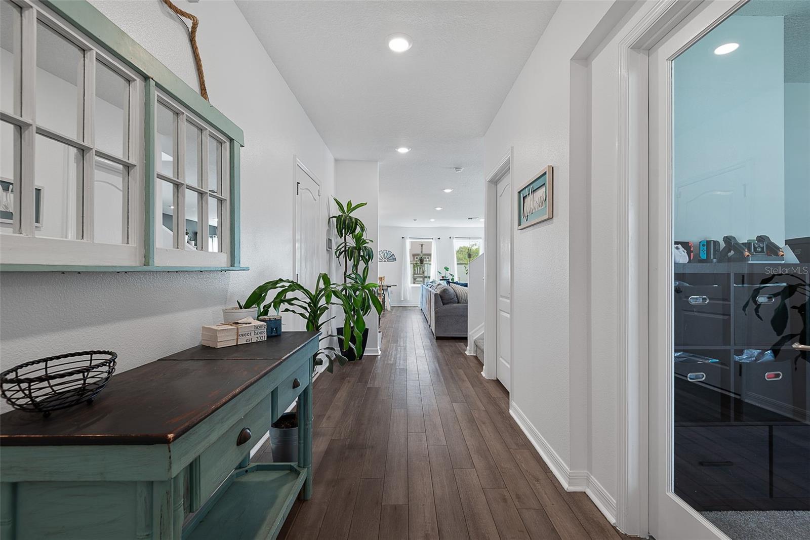 Image 5 of 84 For 123 Oakleaf Way