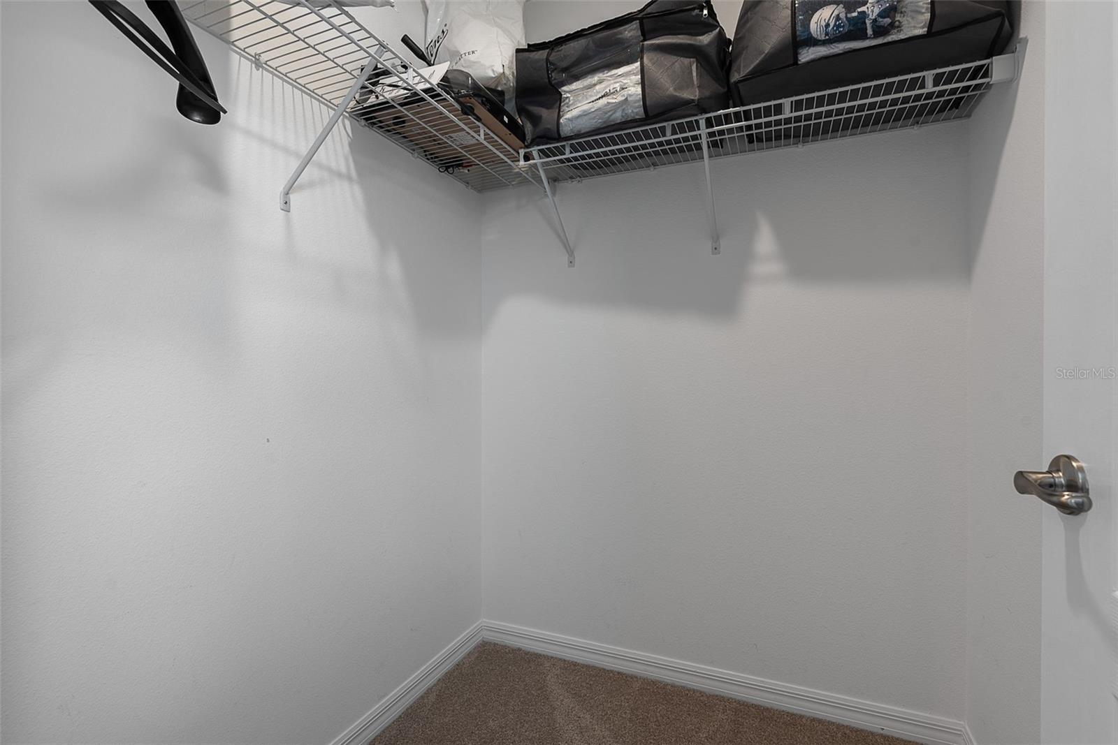 Image 52 of 84 For 123 Oakleaf Way