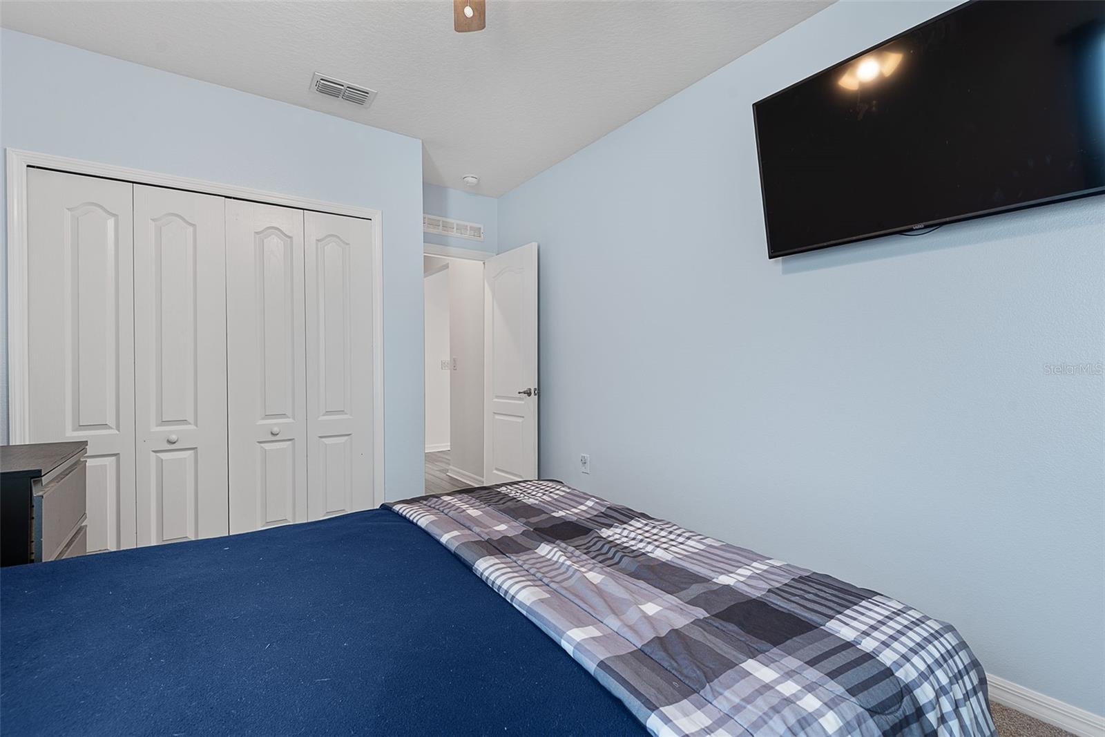 Image 57 of 84 For 123 Oakleaf Way