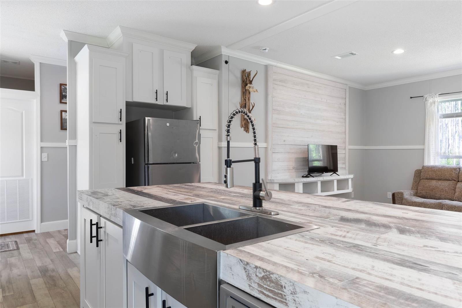 Image 11 of 62 For 15539 County Rd 305